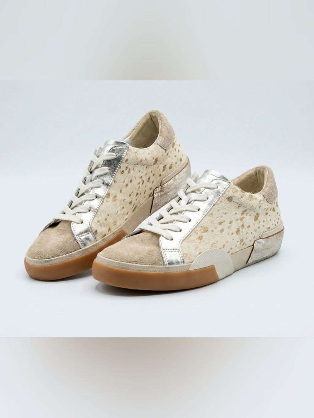Dolce Vita Women’s Size 9 Metallic Gold Spotted Haircalf Sneakers